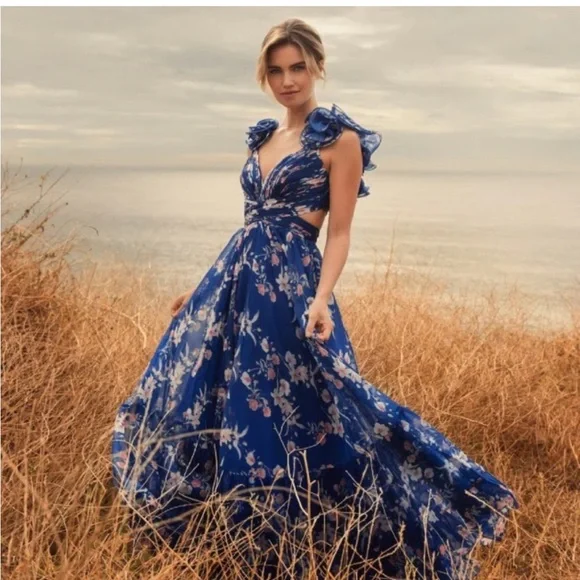 MAC DUGGAL 68520
Indy A-Line Ruffled Back-Lace Chiffon Gown sz 2 - Picture 1 of 5